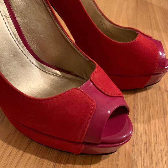 BCBG Red Suede Peep Toe Platform Heels - Picture 4 of 7